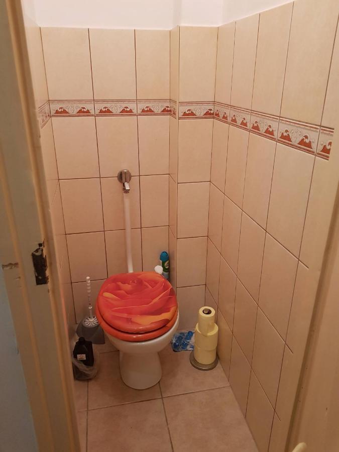 Ravagy Apartman Kecskemet Exterior photo