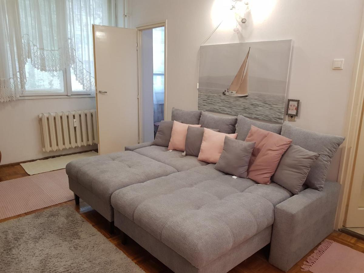 Ravagy Apartman Kecskemet Exterior photo